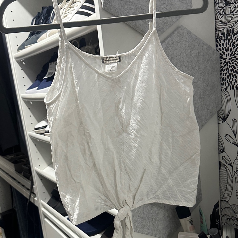3x$20- Eyeshadow White Tie-Front Cami Tank